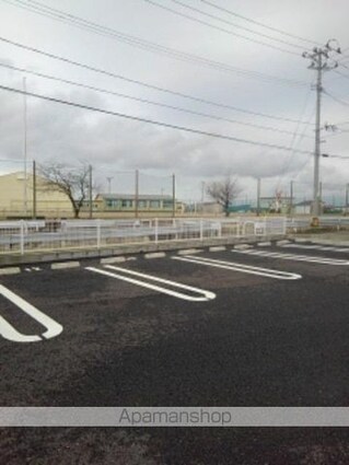 テアトル　セゾン[2LDK/56.89m2]の駐車場