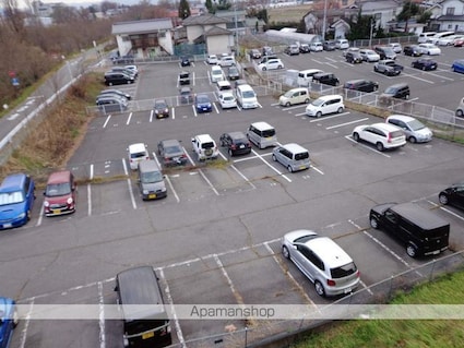 長野県松本市大字島立[3DK/57.7m2]の駐車場