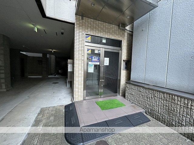 ヴェール天王寺の玄関写真