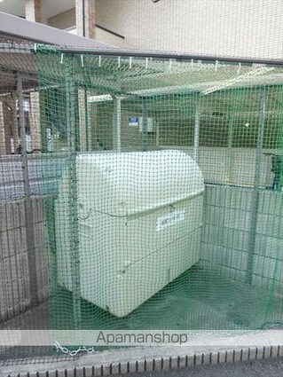和歌山県和歌山市北新２丁目[1K/27m2]の共用部4