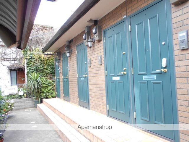 東京都中野区本町５丁目[1K/31.93m2]の外観4