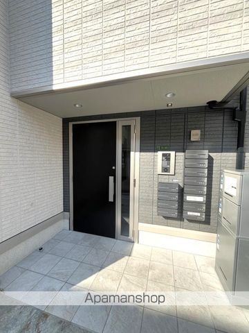 D−ROOM新今里の玄関写真