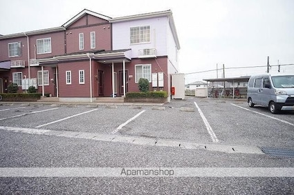 ツインマークヒルズＢ[3DK/57.16m2]の駐車場