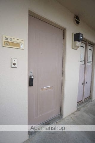 メゾンフルールの玄関写真
