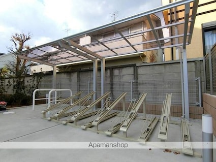 リブリ・グランベール[1K/26.08m2]の駐車場