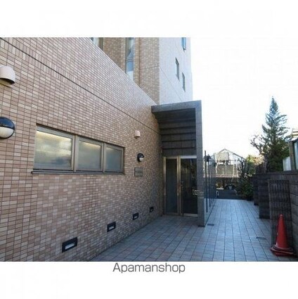 サン・ルミエール[1R/28.9m2]の外観2