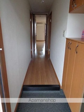 広島県福山市東手城町１丁目[3LDK/66.78m2]の玄関