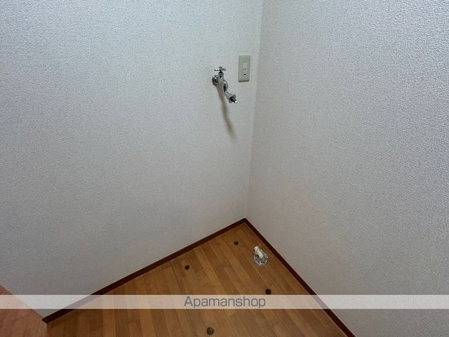 シャトル文庫の内装写真