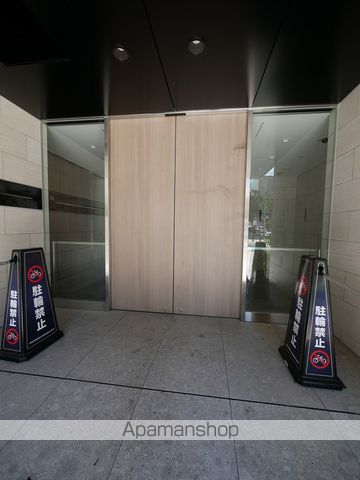 OPUS RESIDENCE SHINSAIBASHI SOUTの玄関写真