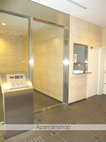 ラクアスレジデンス東新宿の内装写真