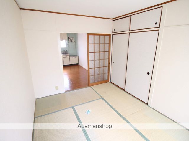高塚コーポラスの内装写真