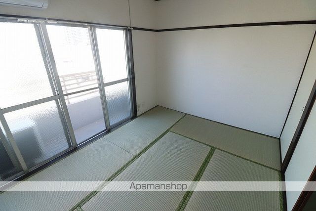 芸南マンションの内装写真