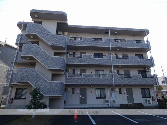 クラウドIIの外観写真