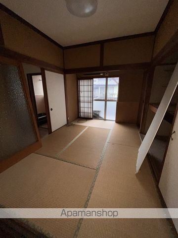 万葉線 坂下町駅 徒歩8分 2階建 築77年の内装写真