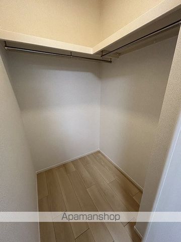 LUCE 伴中央の内装写真
