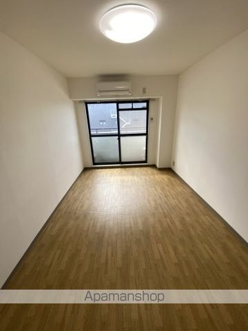 ライラックパートIIIの内装写真