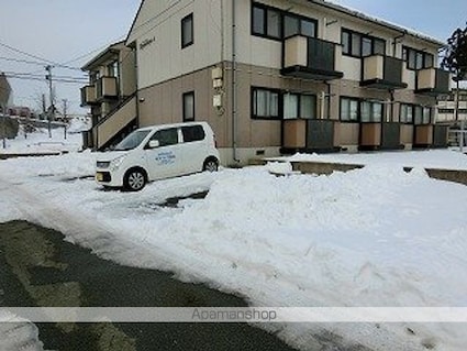 サンパティークＡ棟[2K/40m2]の駐車場2