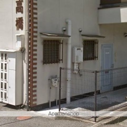 エメローズ高橋の玄関写真