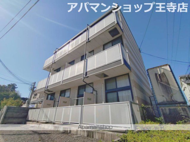 レオパレスブルースカイ王寺の外観写真