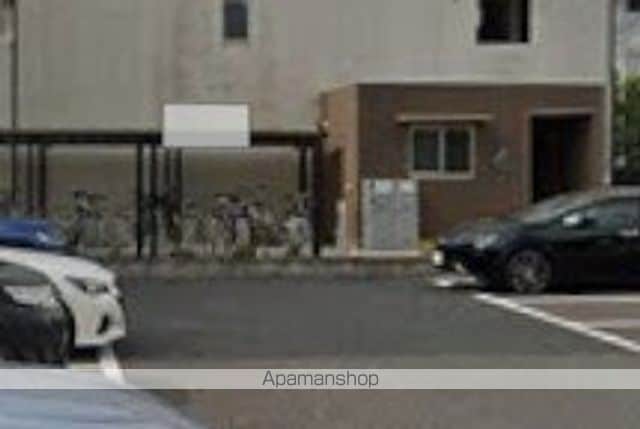 リブリ・ニソルの内装写真