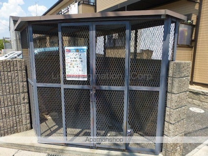 ＭＡＪＥＳＴＹ１９９８[2LDK/44.5m2]の共用部1