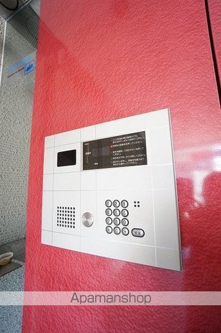 ファインアベニューの玄関写真