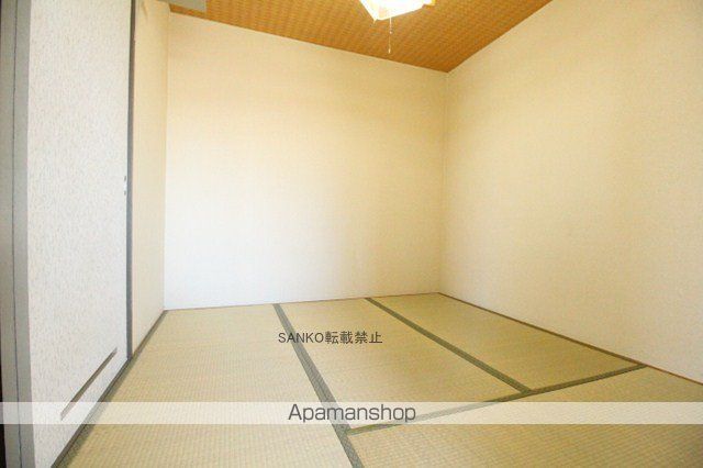 グラン市川の内装写真