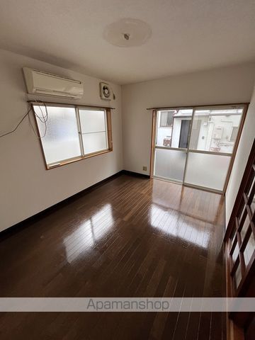 中町1丁目戸建の内装写真