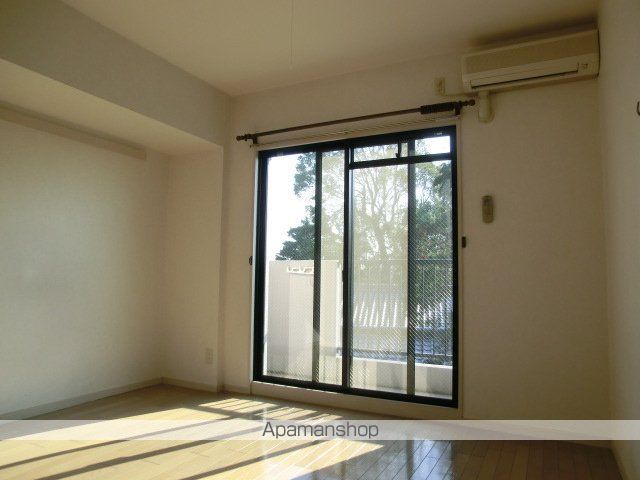 ライフ第7マンション豊田町の内装写真