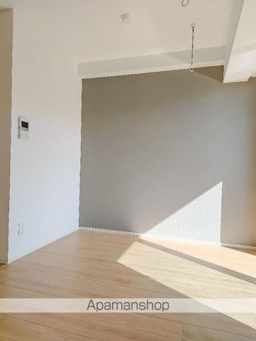 LOC’S YOKODAIの内装写真