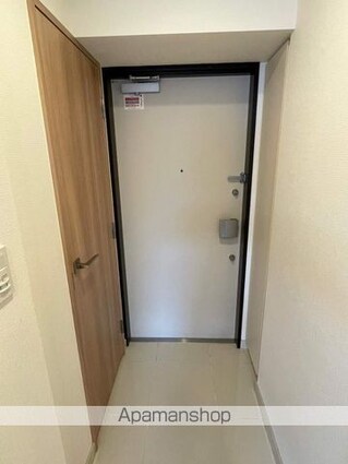 東京都新宿区早稲田町[1LDK/49.11m2]の玄関