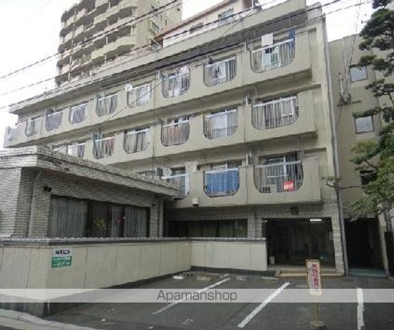 福岡市博多区住吉のマンションの外観1