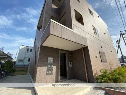 ラック　フィールド[1K/30.6m2]の外観2