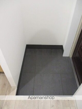 東京都杉並区高円寺南２丁目[1LDK/40.4m2]の玄関