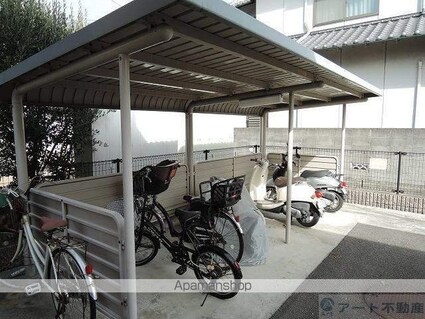 クレシア南黒田[1LDK/44.79m2]の共用部