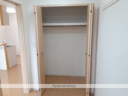 馬車道館[1LDK/34.87m2]の収納