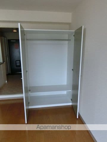 KM ESAKAの内装写真