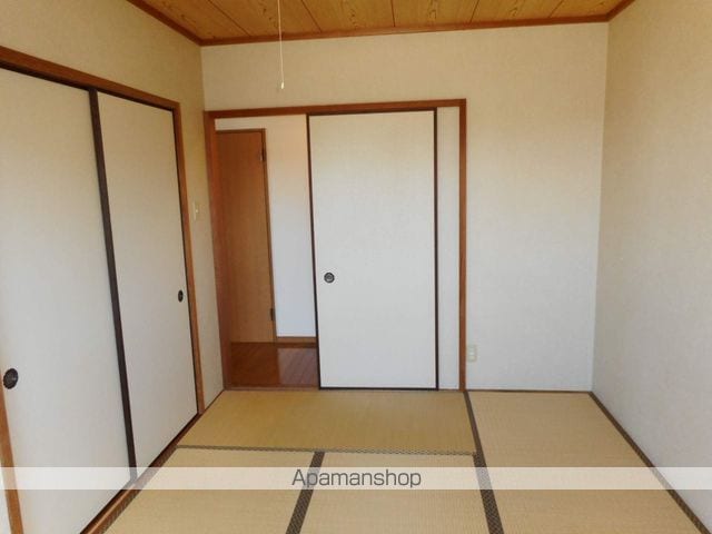ワシンハイツ2号館の内装写真