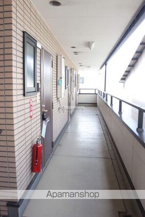 共和ハイツ東福山[1K/29.81m2]のエントランス