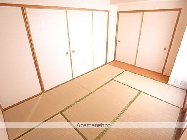グランドムール寺塚の内装写真