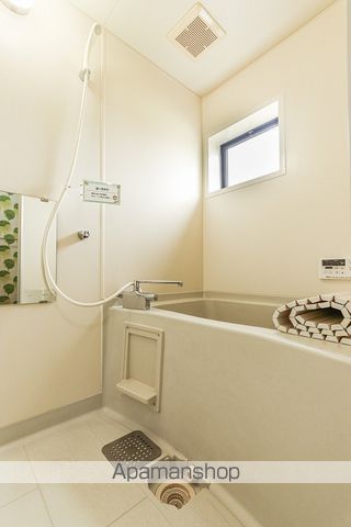 クレスト諏訪IIの内装写真