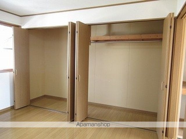 リッチヒルズみたけ[2LDK/64.16m2]の収納