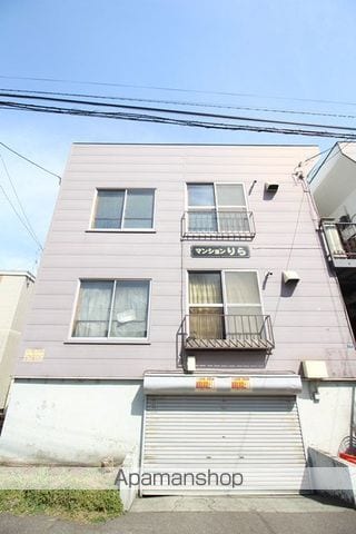 マンションりらの外観写真