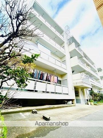幸栄マンションの外観写真