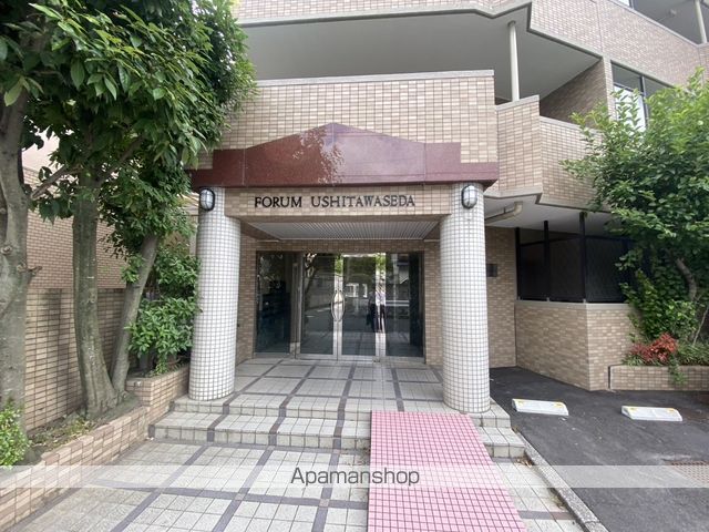 フォーラム牛田早稲田の玄関写真