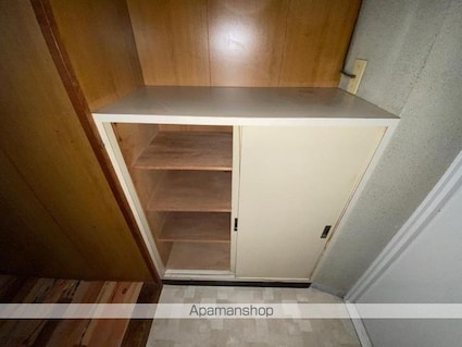 昭和ビル[3DK/61.22m2]の玄関