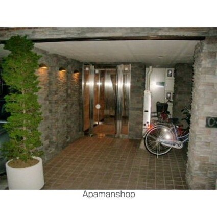 クレアーレ[1R/26.83m2]の周辺4