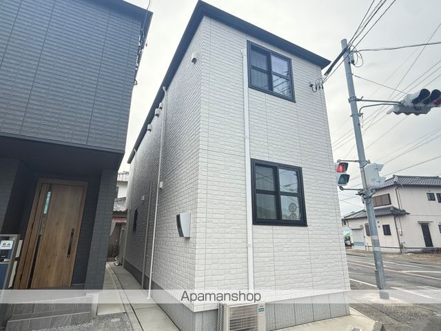 曳馬6丁目貸家の外観写真