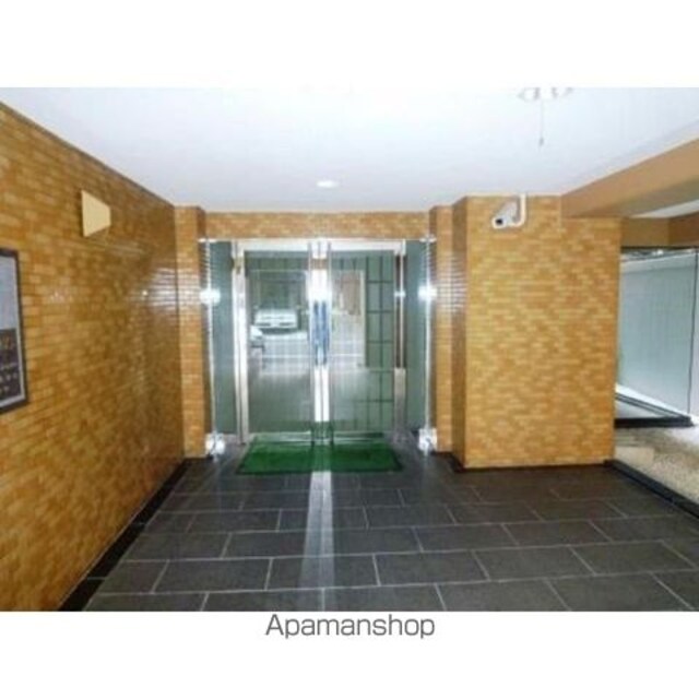 ダイアパレス大手町　第３[1DK/24.7m2]のエントランス1