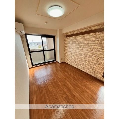 サンロイヤル大井の内装写真